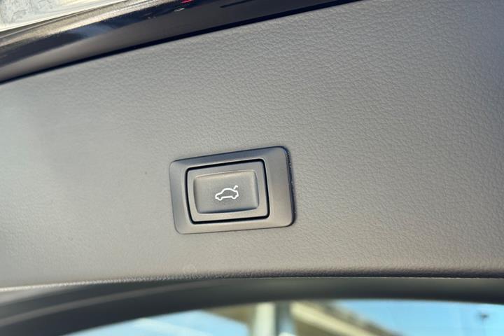Sort Audi A6 fra 2017