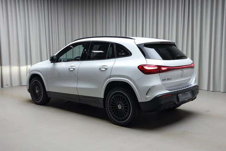 Hvid Mercedes EQA250+ fra 2024