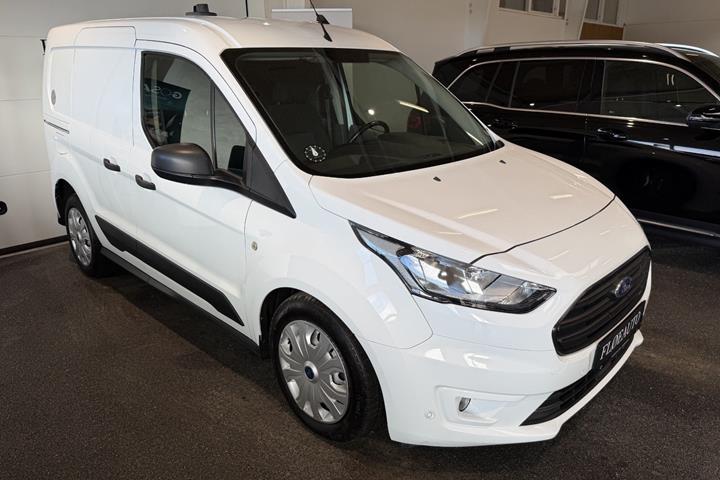 Hvid Ford Transit Connect fra 2022