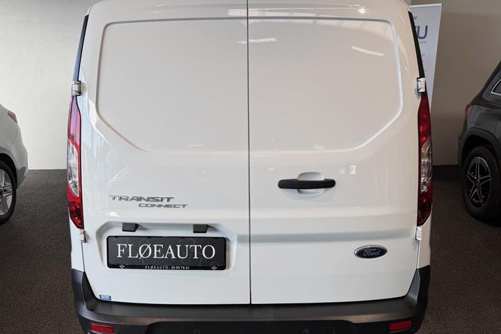 Hvid Ford Transit Connect fra 2022
