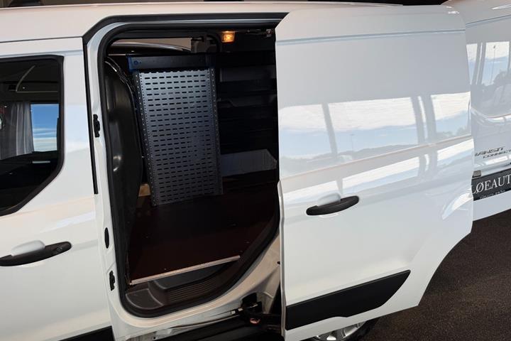 Hvid Ford Transit Connect fra 2022