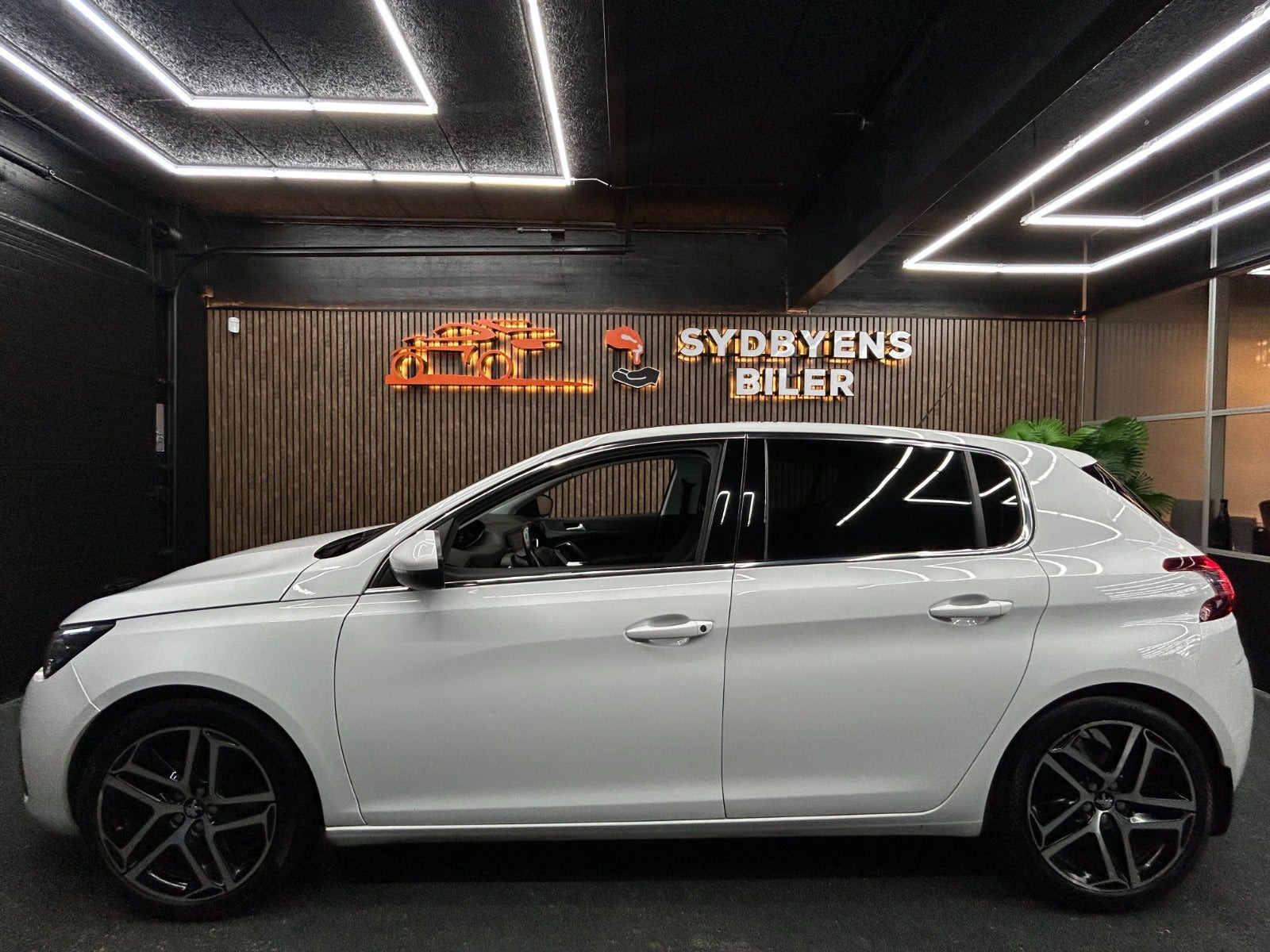 undefined Peugeot 308 fra 2018