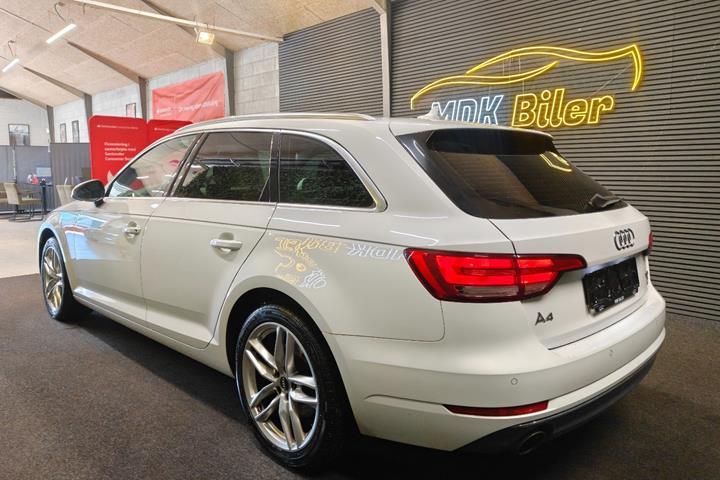 undefined Audi A4 fra 2017