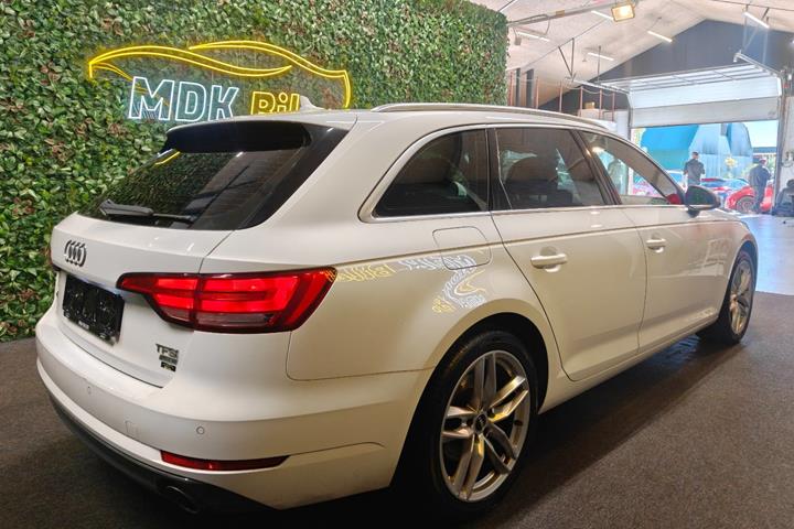 undefined Audi A4 fra 2017