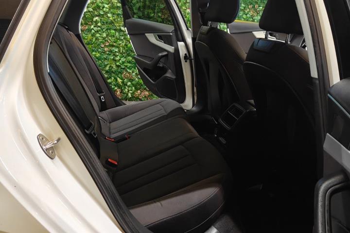 undefined Audi A4 fra 2017
