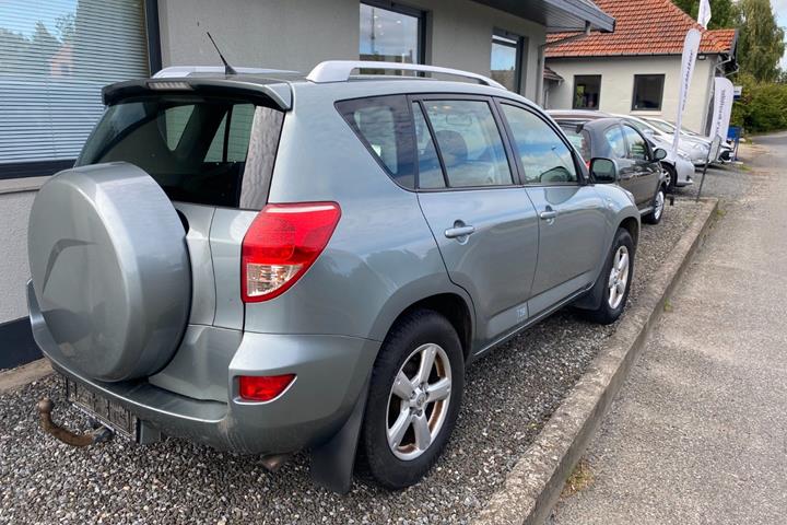 undefined Toyota RAV4 fra 2007