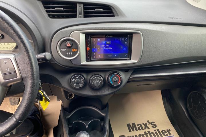 undefined Toyota Yaris fra 2012