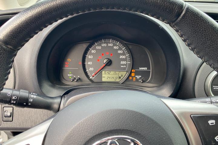 undefined Toyota Yaris fra 2012