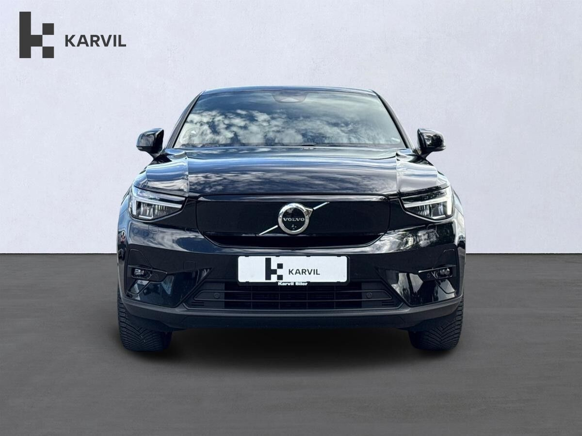 Sort Volvo C40 fra 2023