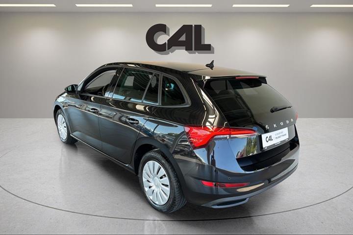Sort Skoda Scala fra 2022