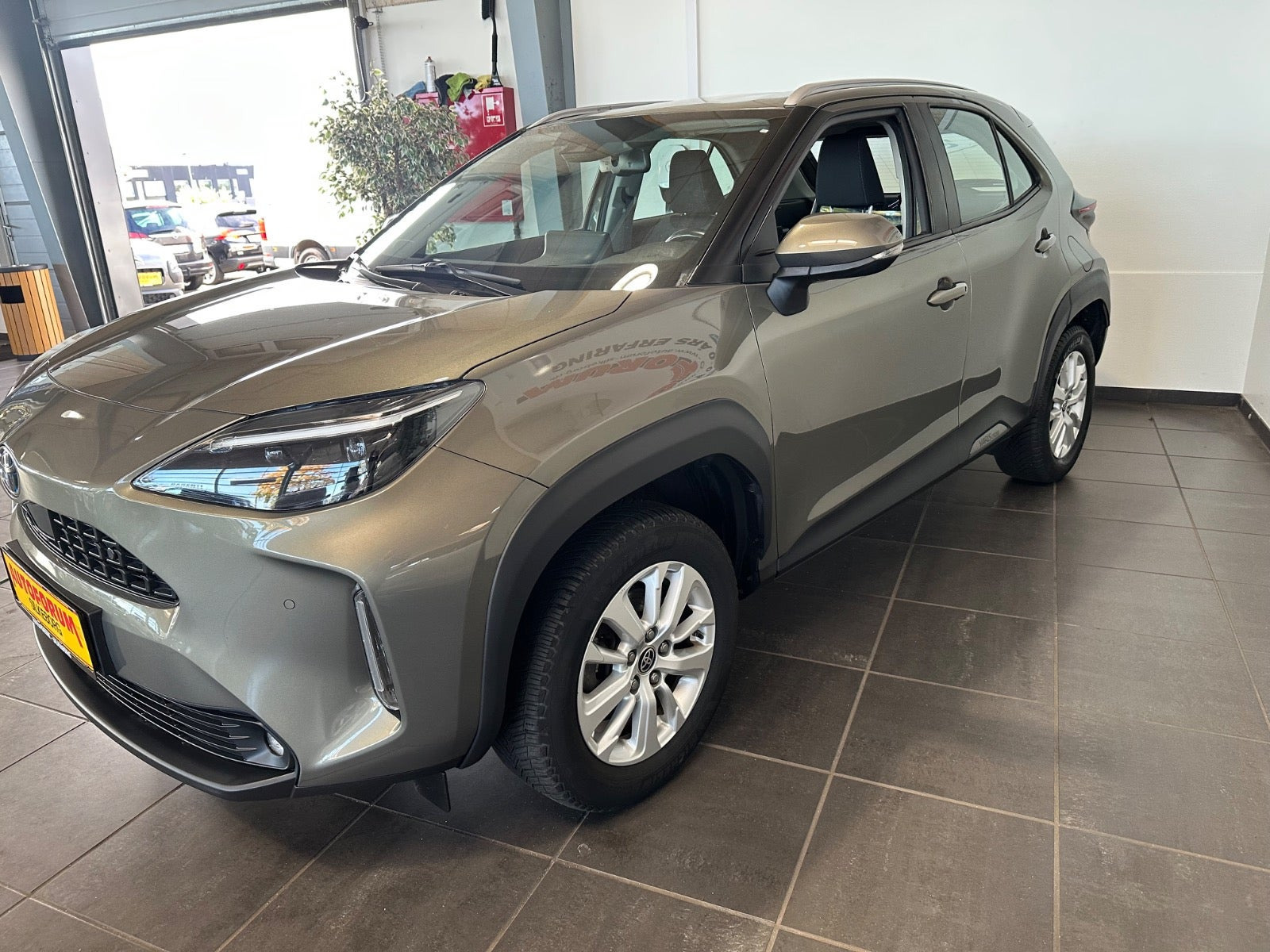 Grøn Toyota Yaris Cross fra 2022