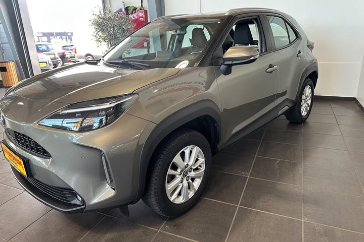 Grøn Toyota Yaris Cross fra 2022