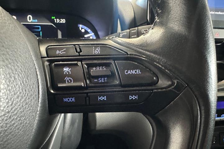 Grøn Toyota Yaris Cross fra 2022