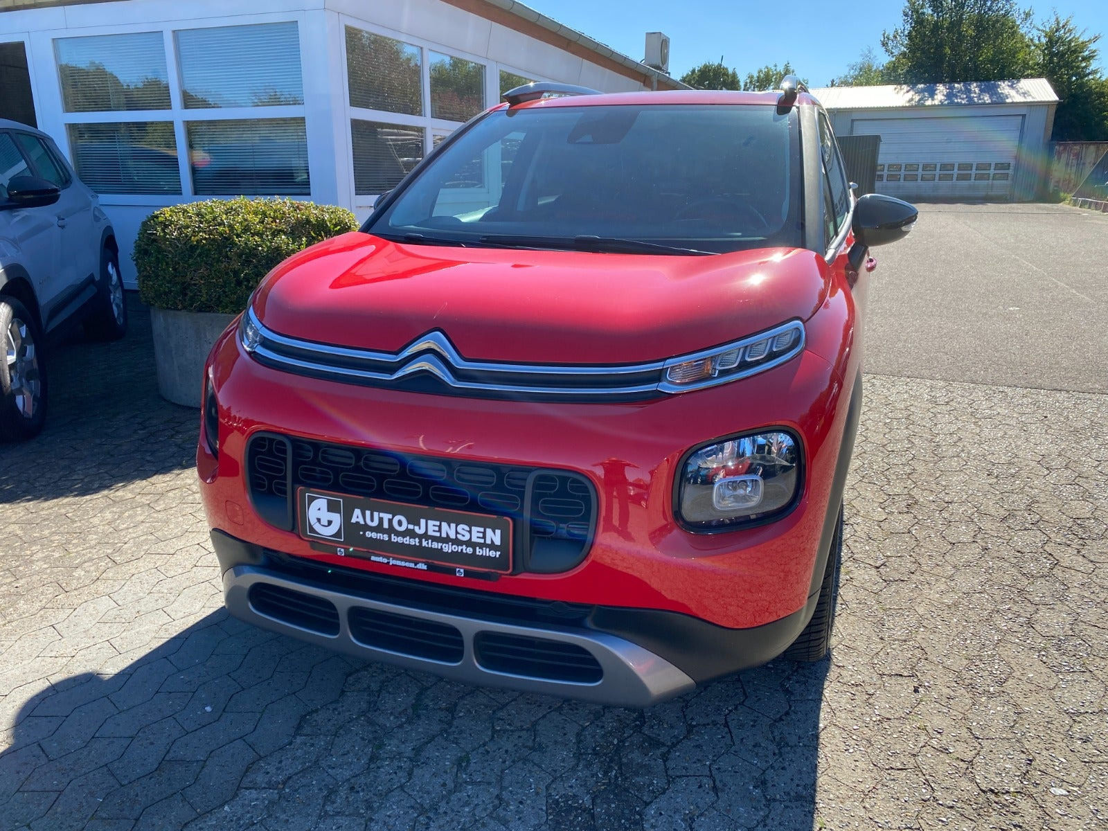 Rød Citroën C3 Aircross fra 2017