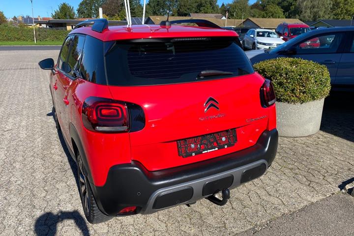 Rød Citroën C3 Aircross fra 2017