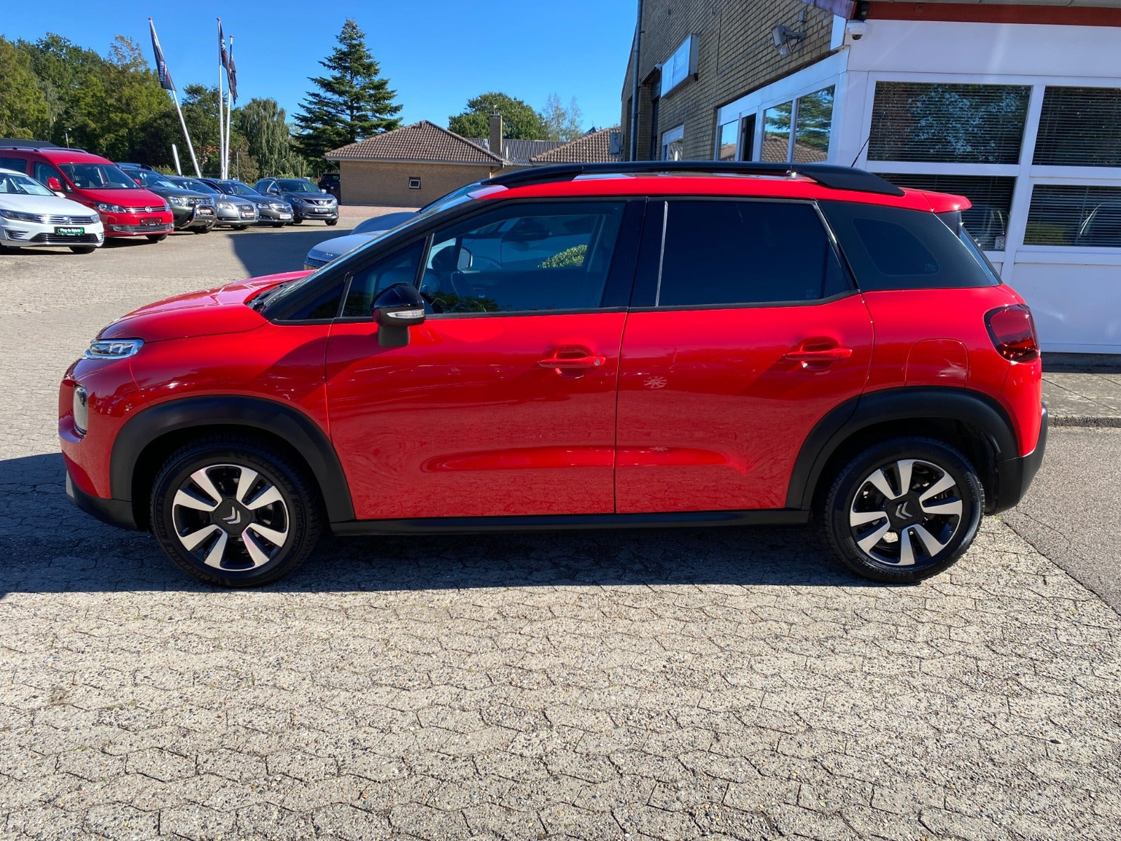 Rød Citroën C3 Aircross fra 2017