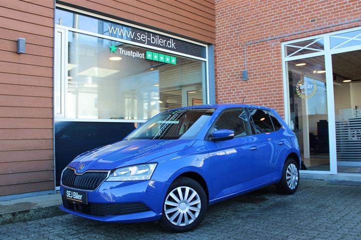 Blå Skoda Fabia fra 2020