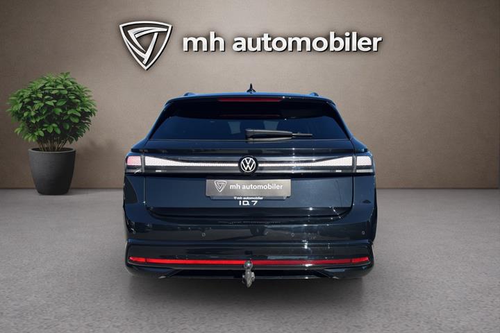 Sort VW ID.7 fra 2025