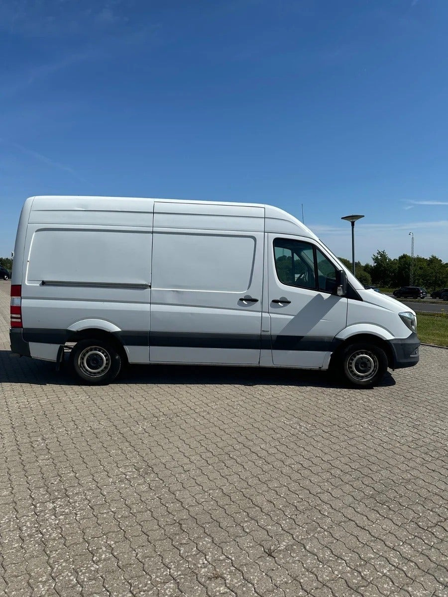 Hvid Mercedes Sprinter 316 fra 2017
