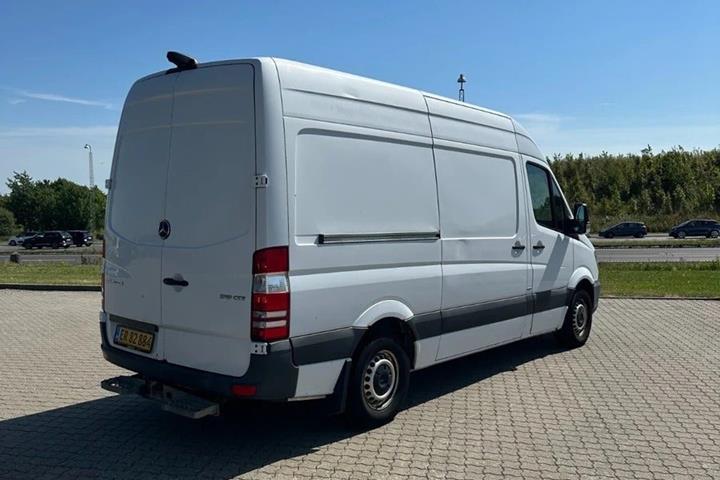 Hvid Mercedes Sprinter 316 fra 2017