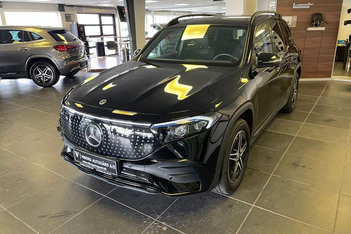 Sort Mercedes EQB250+ fra 2026