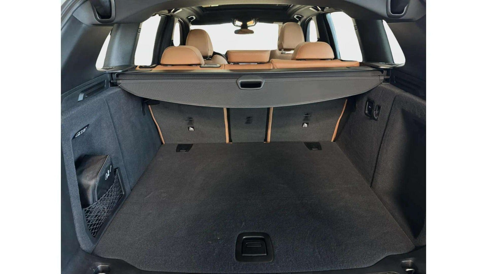 Hvid BMW iX3 fra 2024