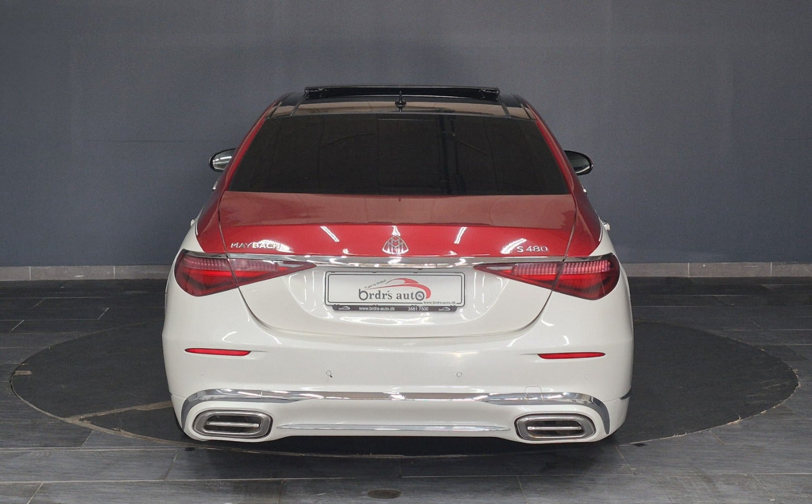 Hvid Mercedes S320 fra 2008