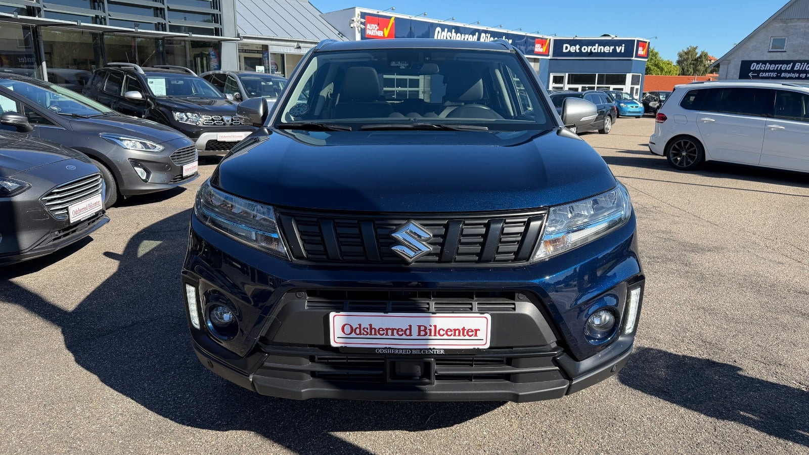 Blå Suzuki Vitara fra 2022