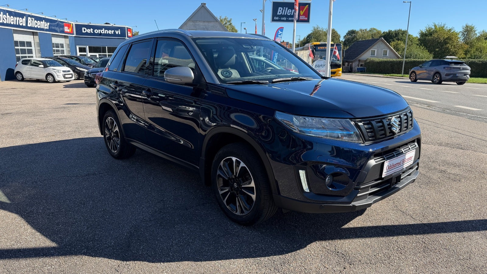 Blå Suzuki Vitara fra 2022