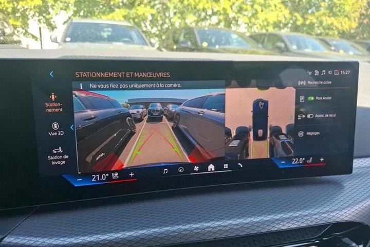 Blå BMW i4 fra 2026