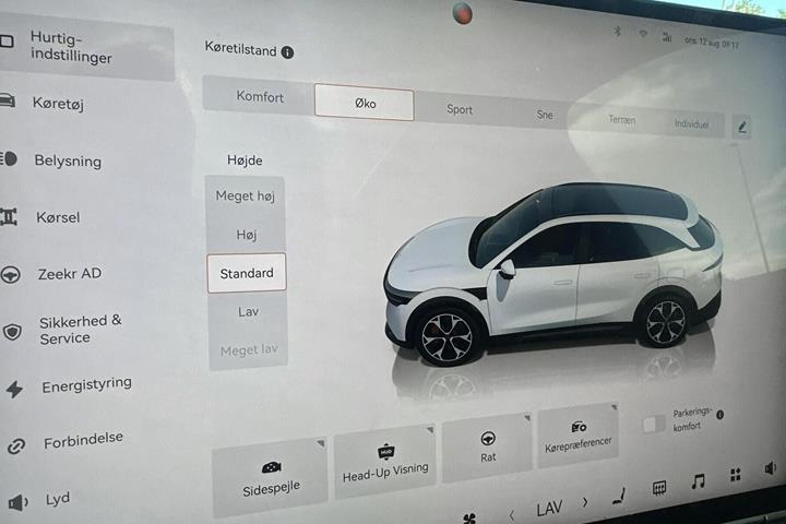 Sort Zeekr 7X fra 2026