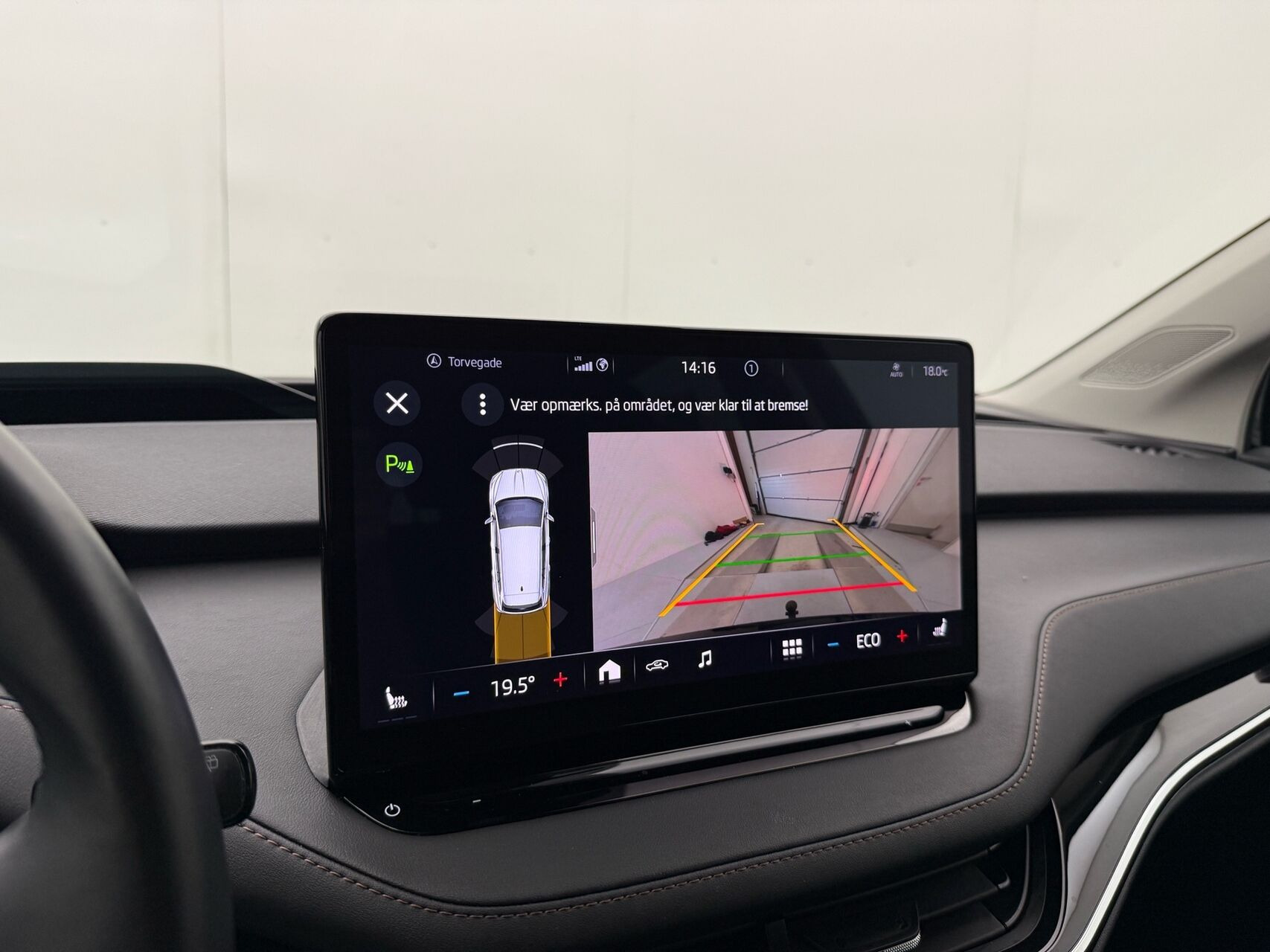 Sort Skoda Enyaq fra 2021
