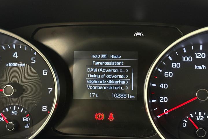 Blå Kia Ceed fra 2020