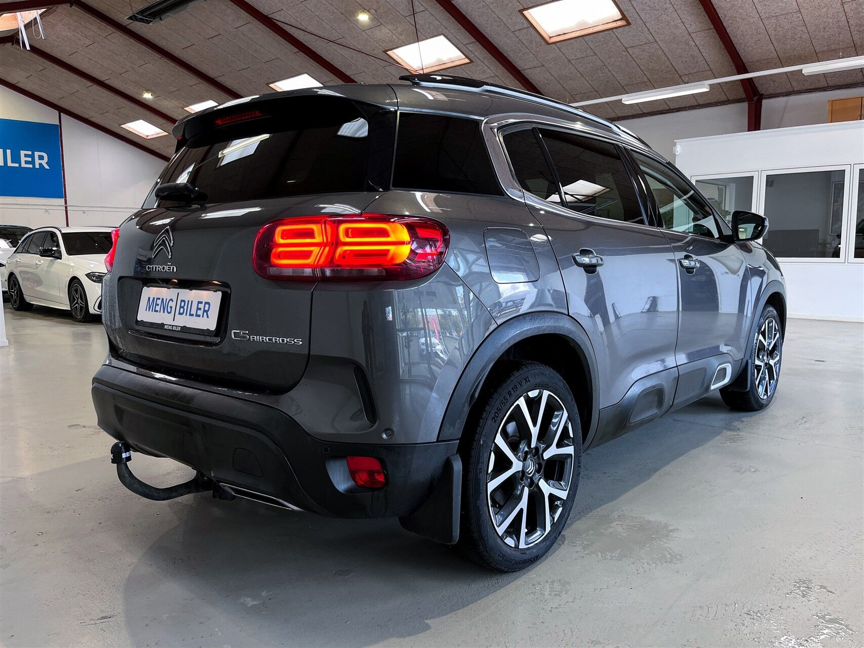 Grå Citroën C5 Aircross fra 2019