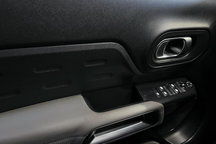 Grå Citroën C5 Aircross fra 2019