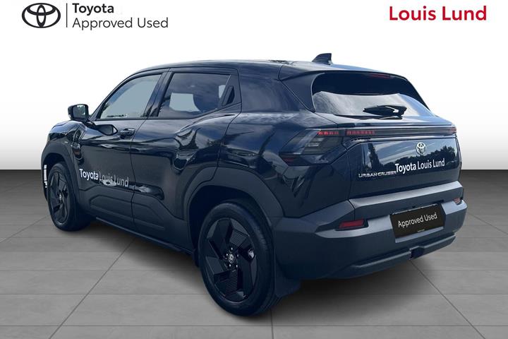 Sort Toyota Urban Cruiser fra 2026