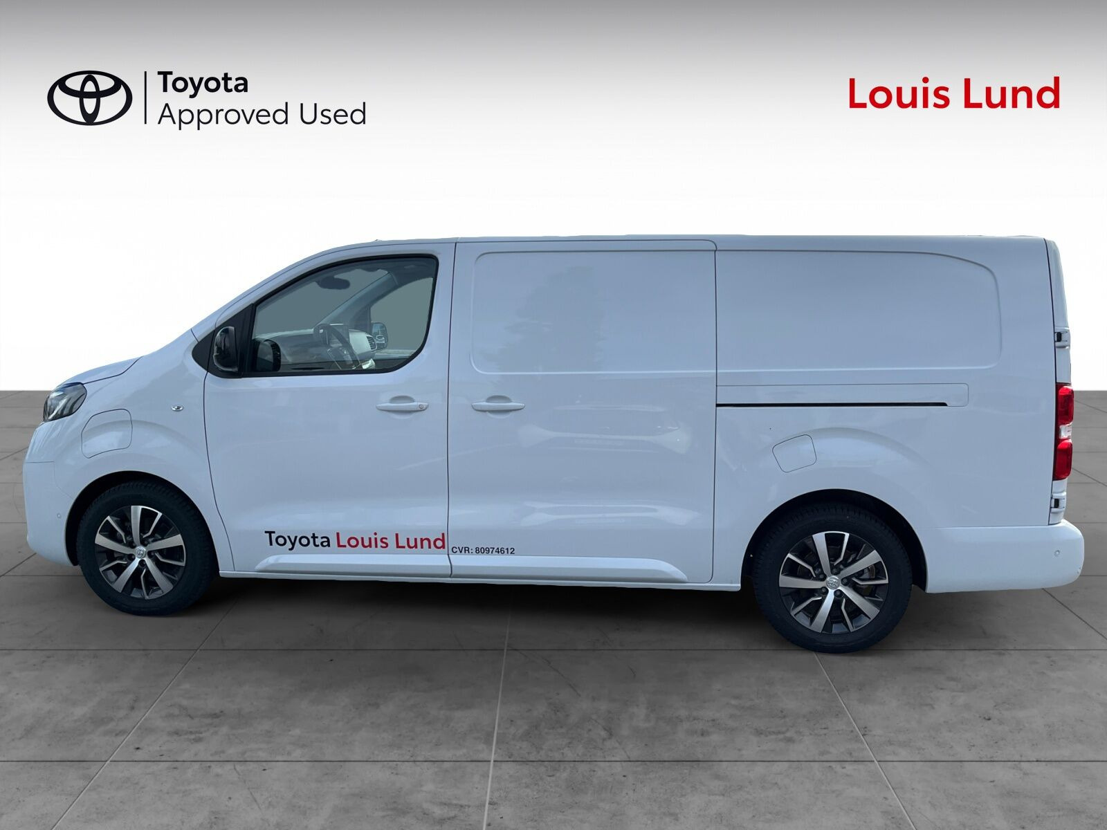 Hvid Toyota Proace Electric fra 2025