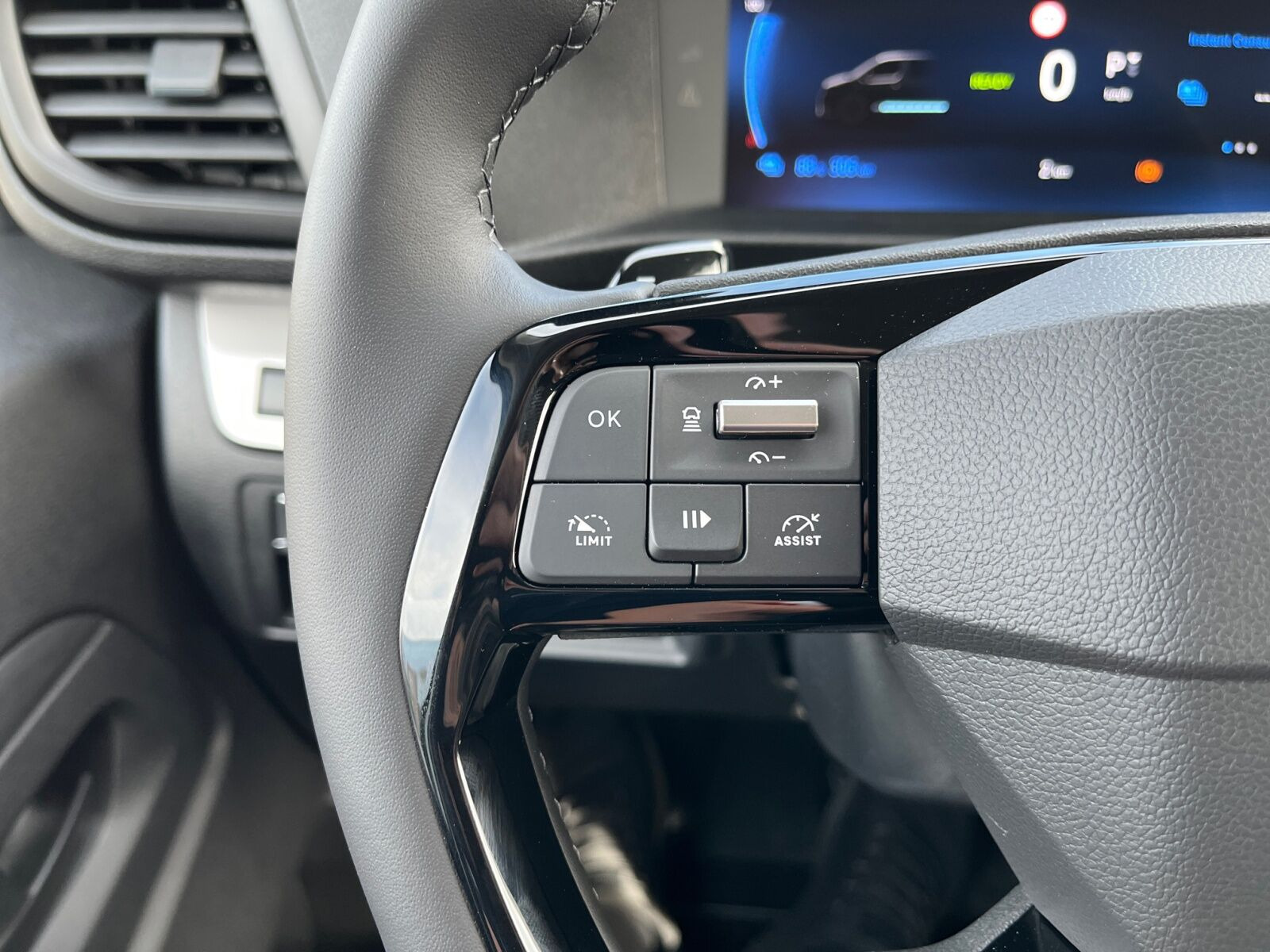 Hvid Toyota Proace Electric fra 2025
