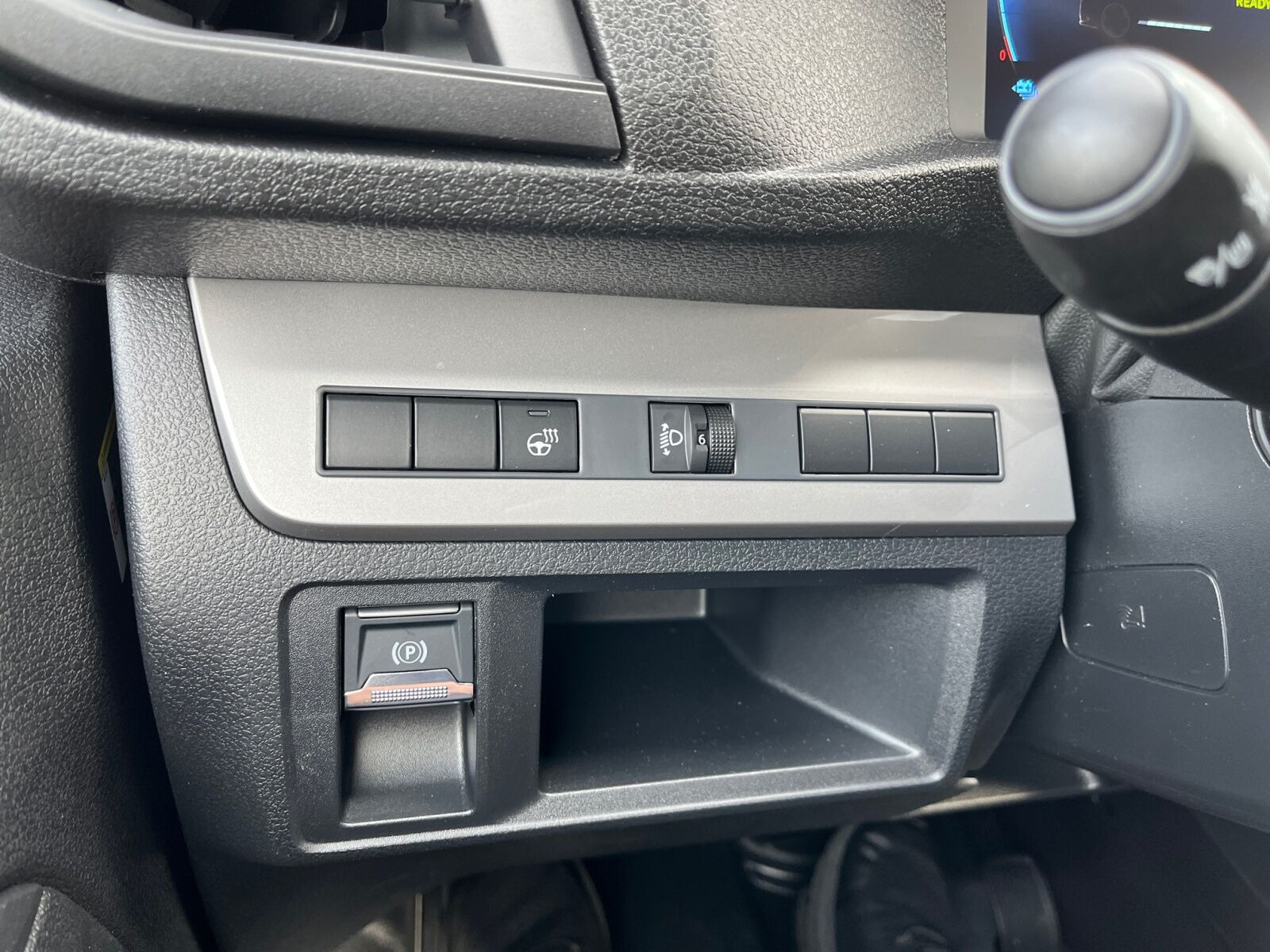 Hvid Toyota Proace Electric fra 2025