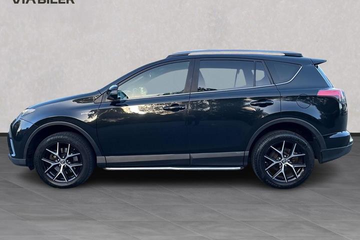 Sort Toyota RAV4 fra 2017