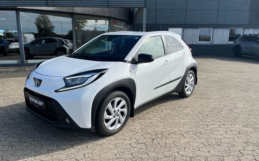 Toyota Aygo X 1,0 VVT-I Active 72HK 5d