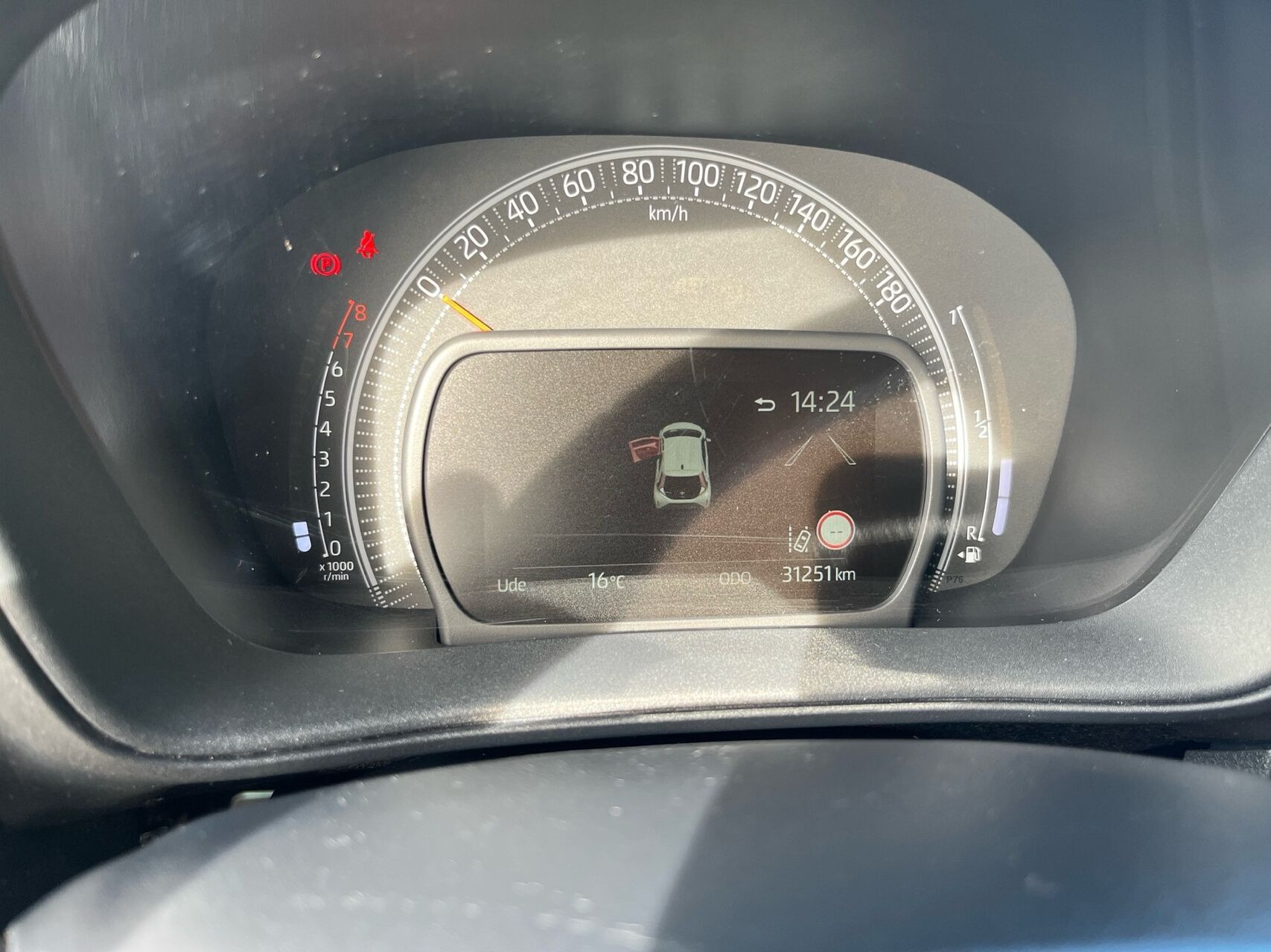 Hvid Toyota Aygo X fra 2023