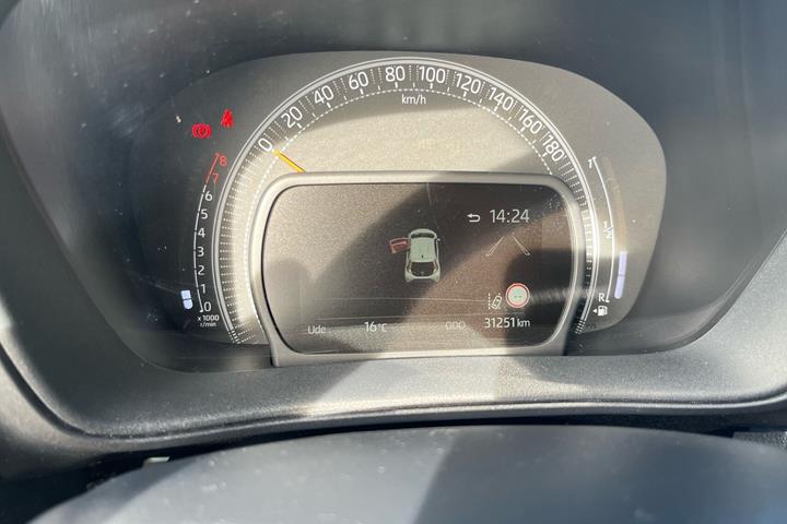 Hvid Toyota Aygo X fra 2023