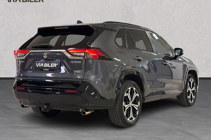 Sort Suzuki Across fra 2020