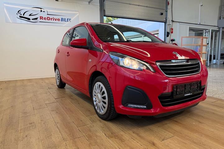 Rød Peugeot 108 fra 2014