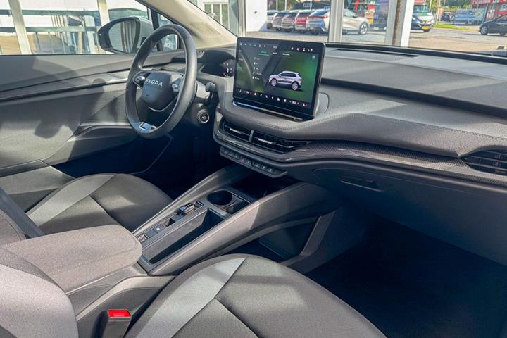 Hvid Skoda Elroq fra 2025