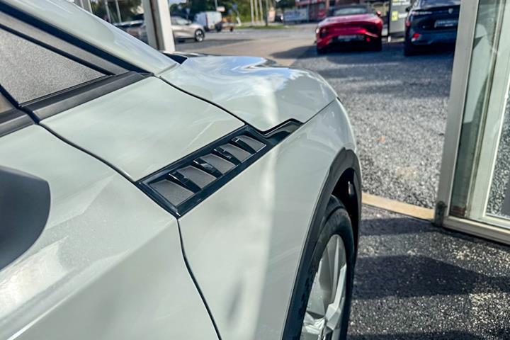 Hvid Skoda Elroq fra 2025