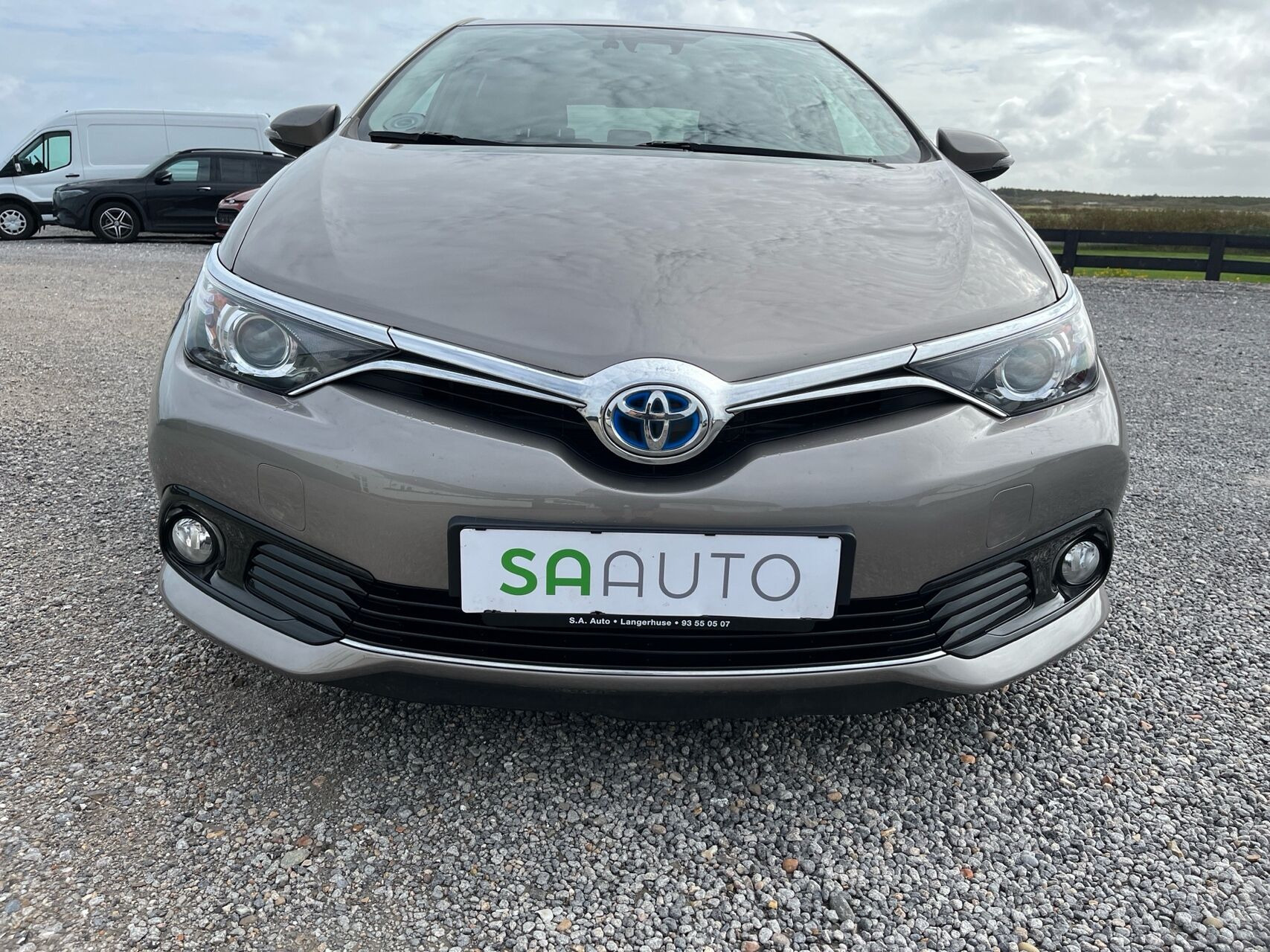 undefined Toyota Auris fra 2015