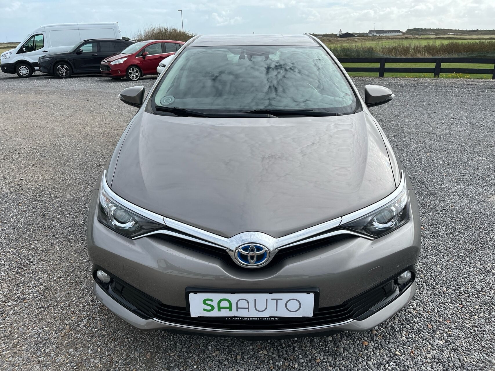 undefined Toyota Auris fra 2015