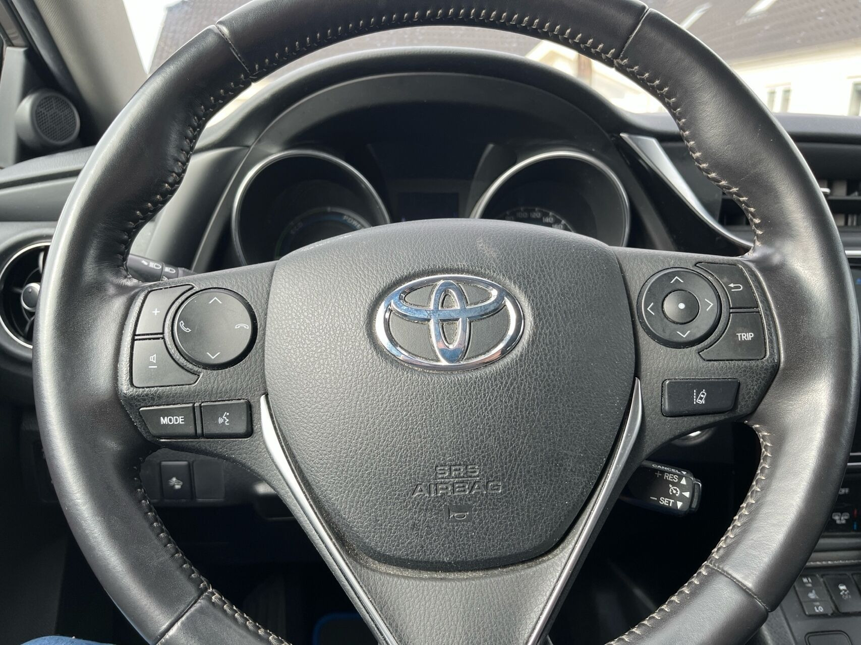 undefined Toyota Auris fra 2015